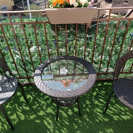 House Mari 卡塔尼亚