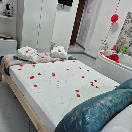 House Mari 招待所 卡塔尼亚